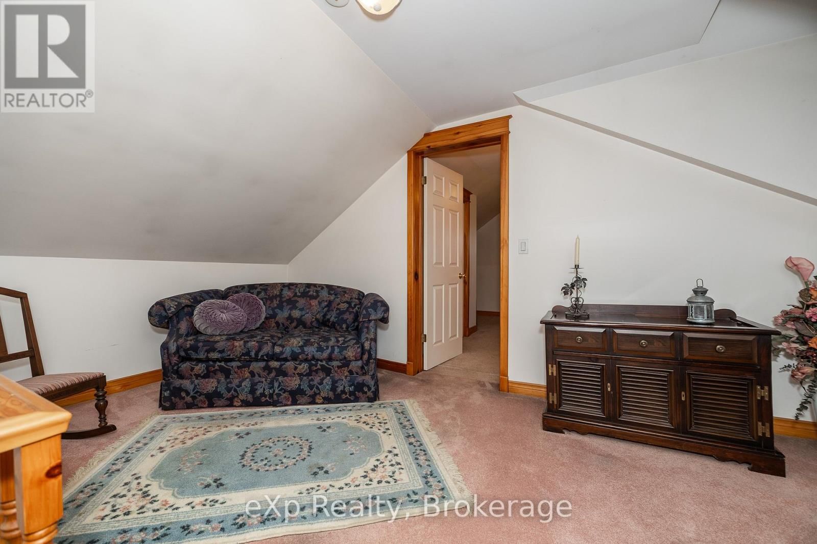 116826 GREY ROAD 3 Image 16