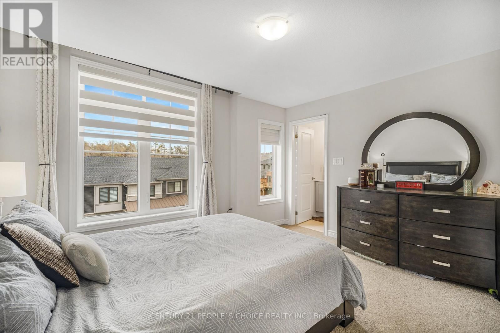 25 - 10 BIRMINGHAM DRIVE Image 26