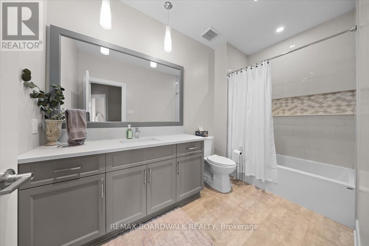 137 COYLES DRIVE SOUTH Image 25