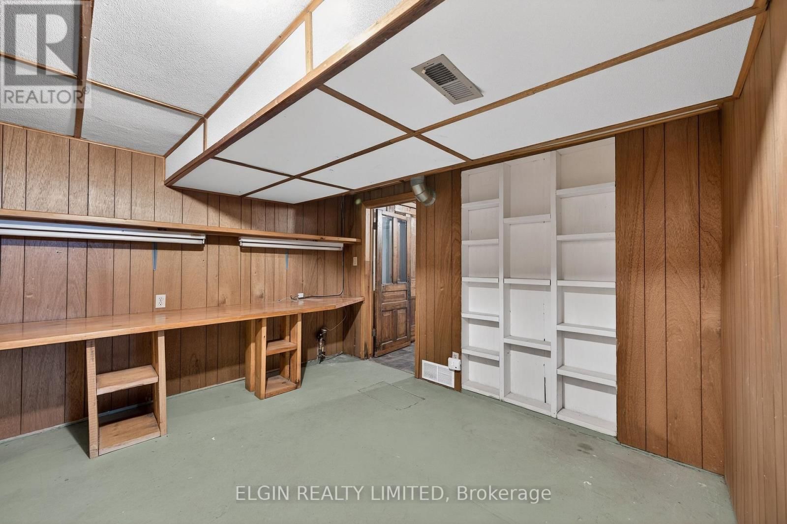 8 ERMATINGER STREET Image 30