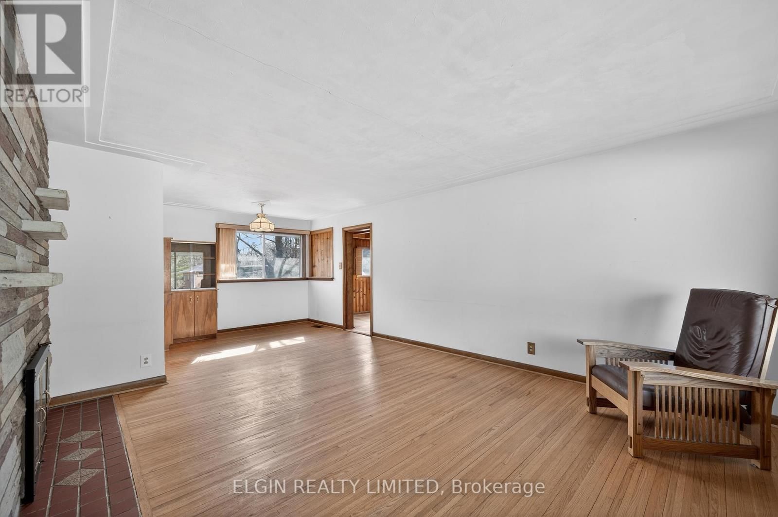 8 ERMATINGER STREET Image 8