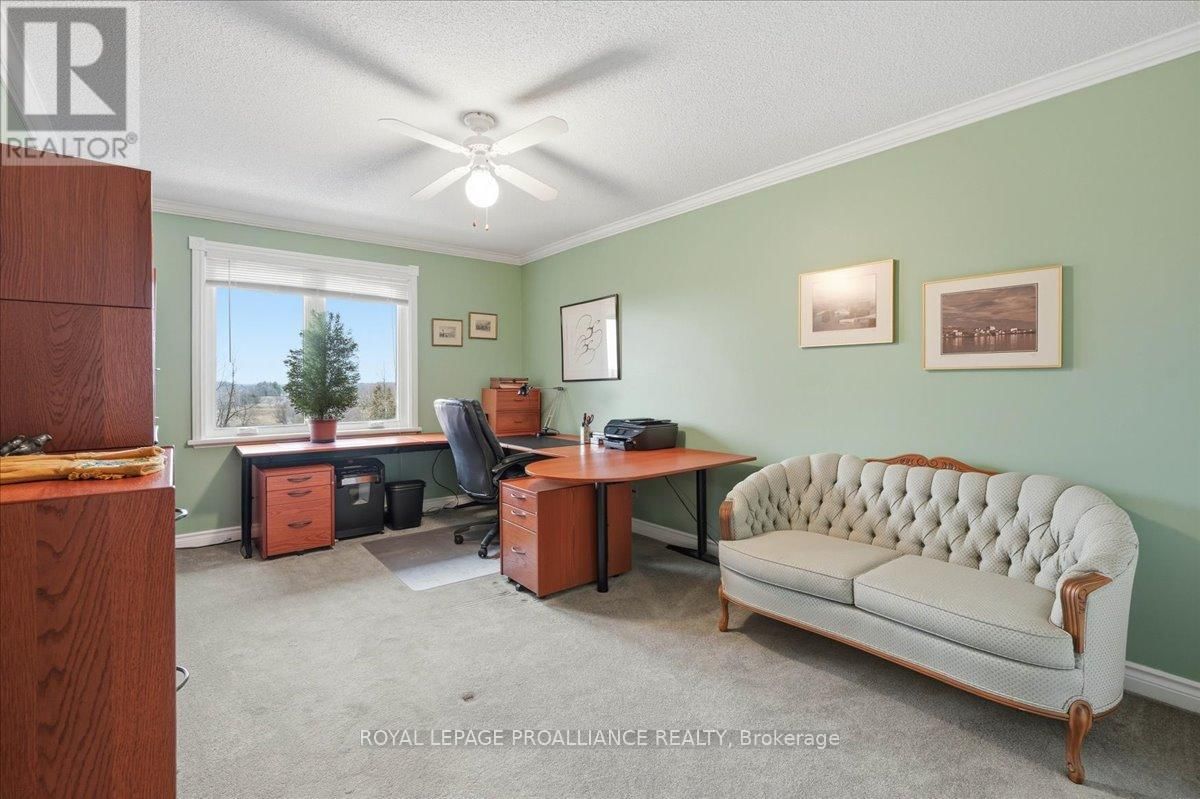 124B OLD TROY ROAD Image 22