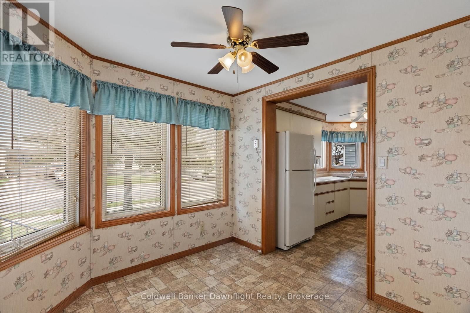 43 REDFORD DRIVE Image 19