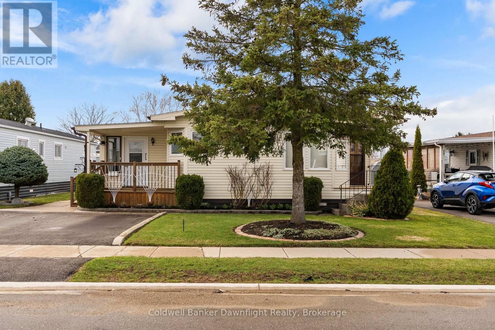 43 REDFORD DRIVE Image 2