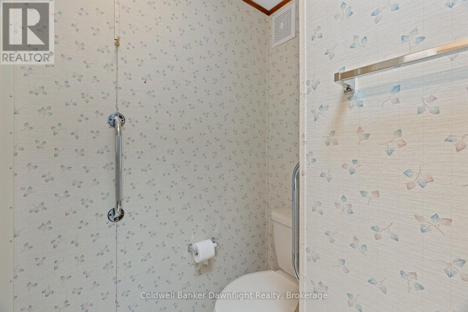 43 REDFORD DRIVE Image 27