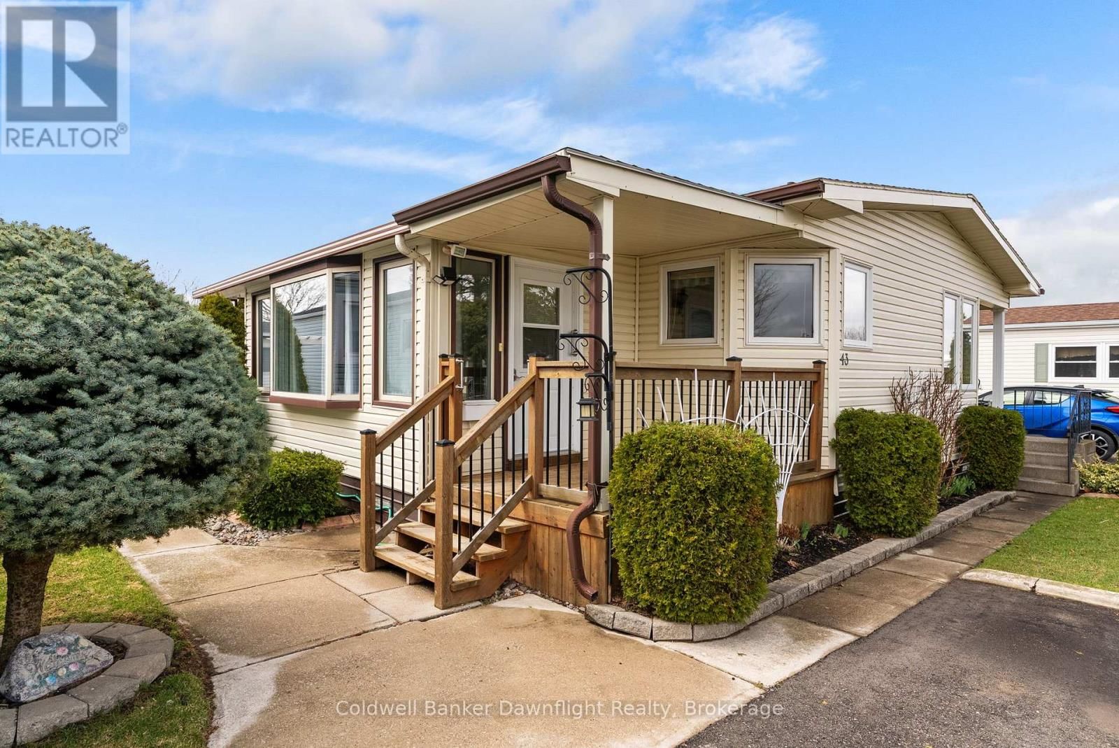 43 REDFORD DRIVE Image 3