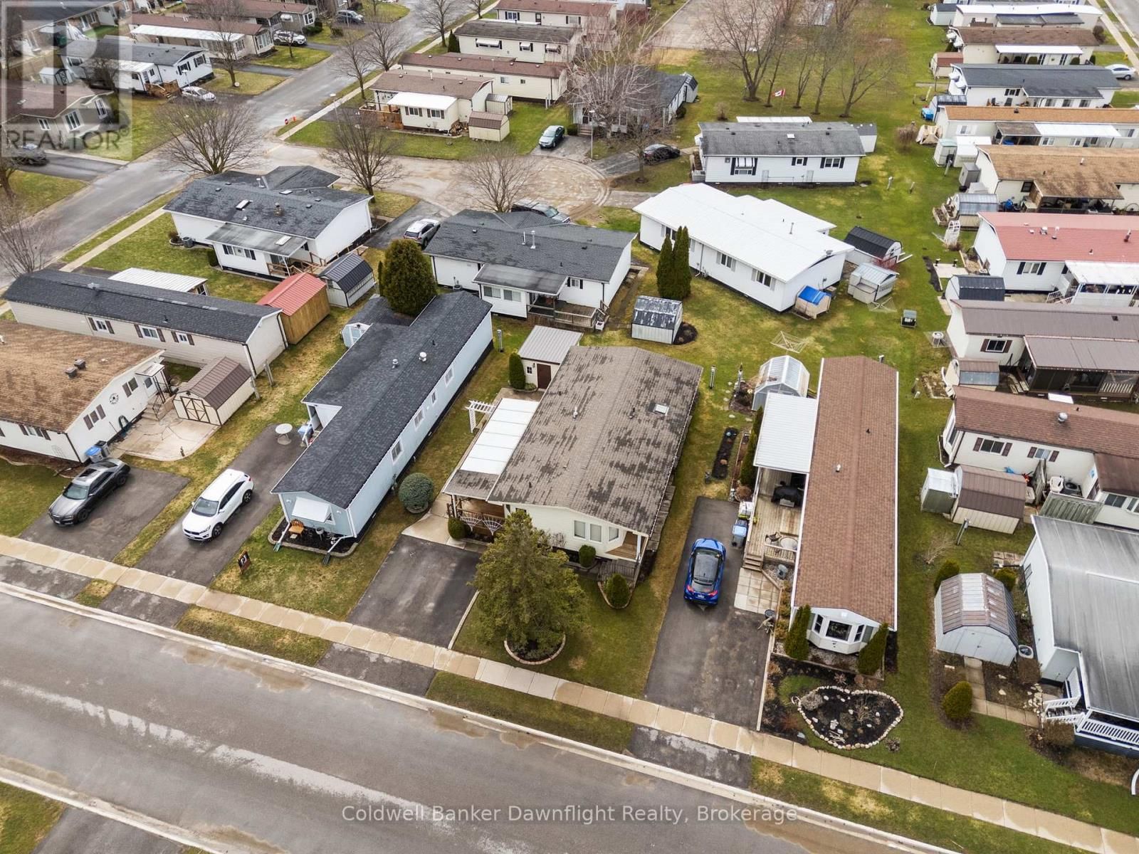 43 REDFORD DRIVE Image 37