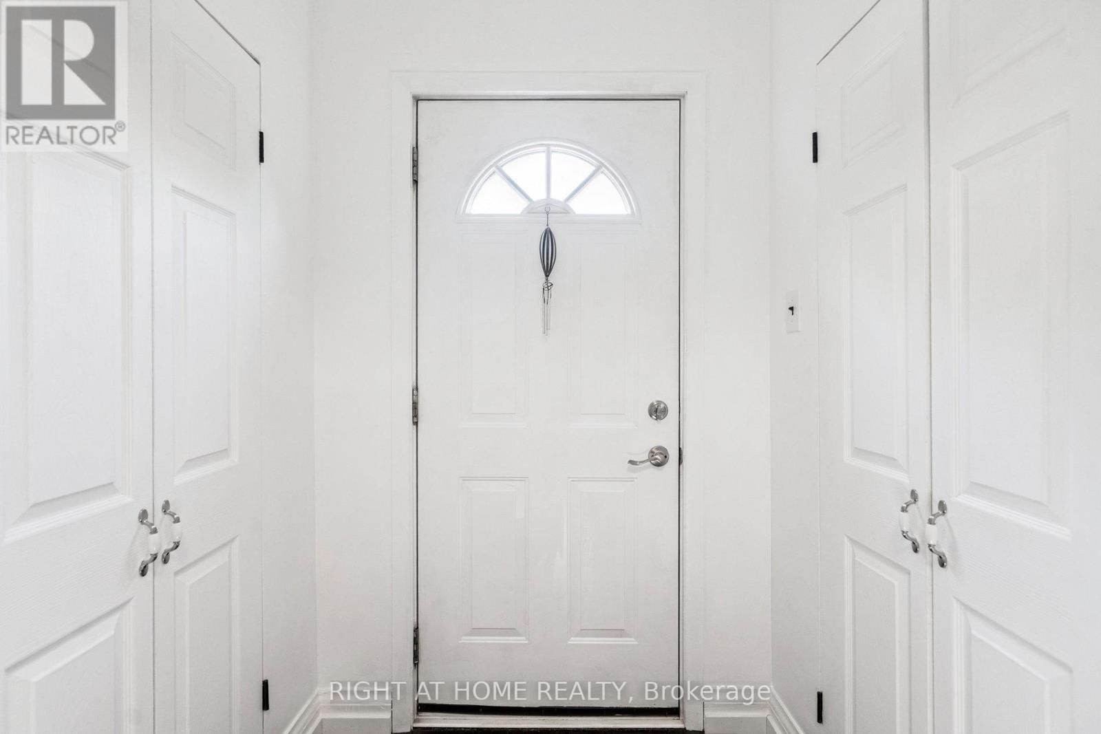 105 GLENRIDGE AVENUE Image 32