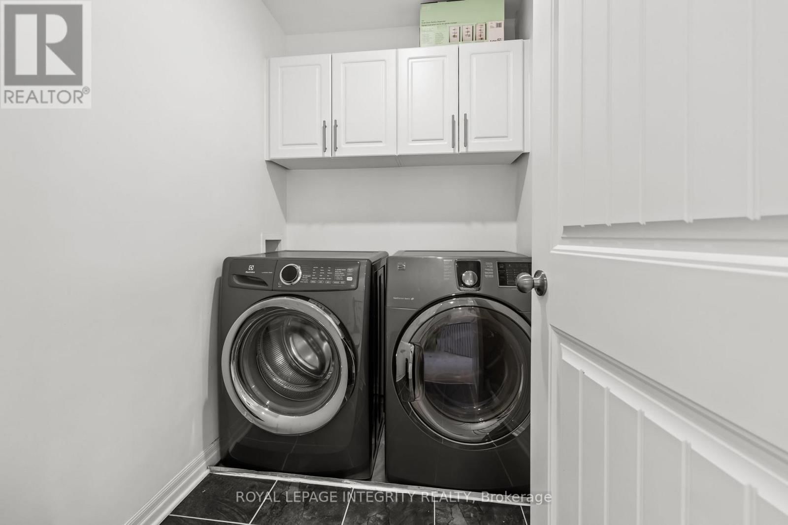 789 FIDDLEHEAD STREET Image 25