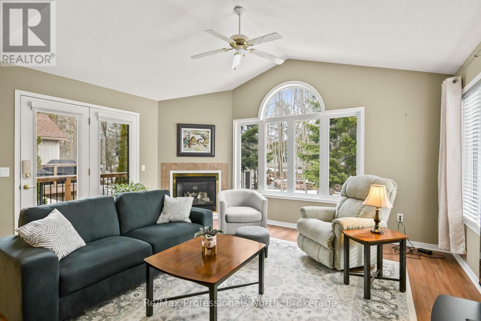 102 PINERIDGE GATE Image 13