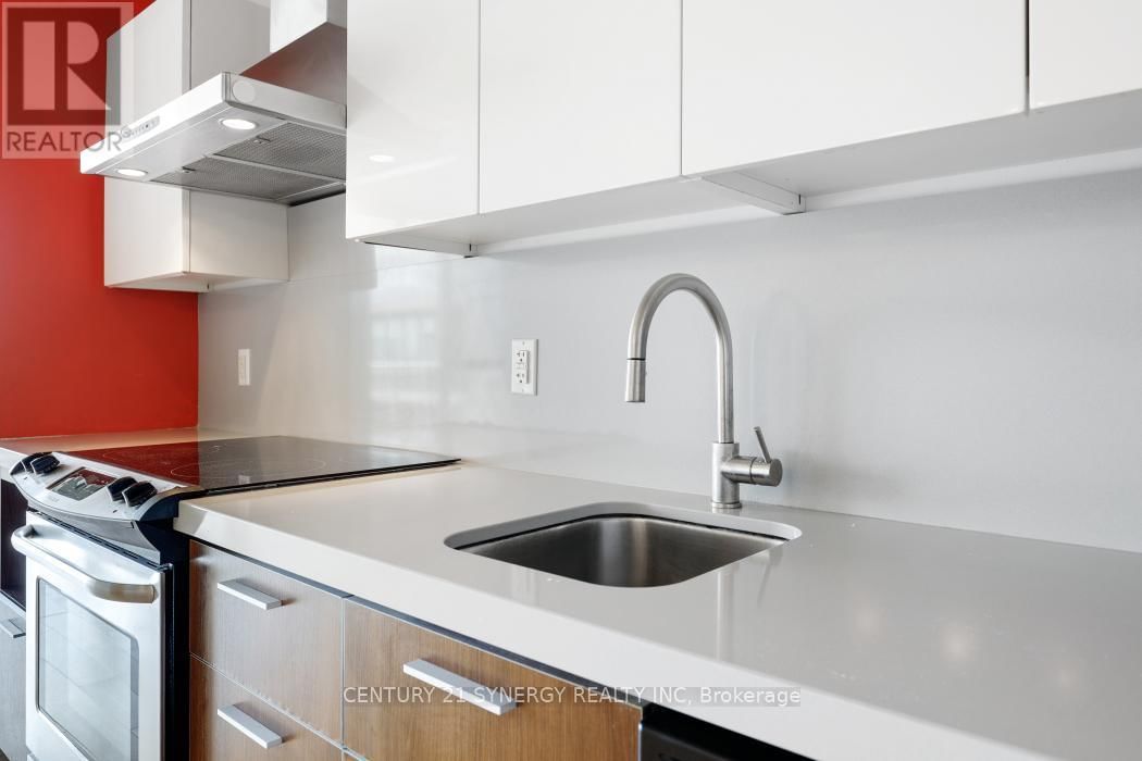 633 - 340 MCLEOD STREET Image 17