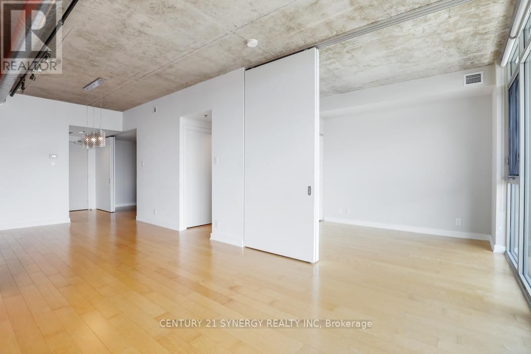 633 - 340 MCLEOD STREET Image 23