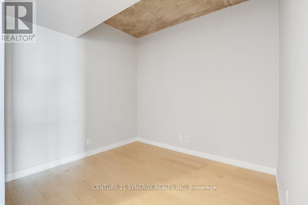 633 - 340 MCLEOD STREET Image 9