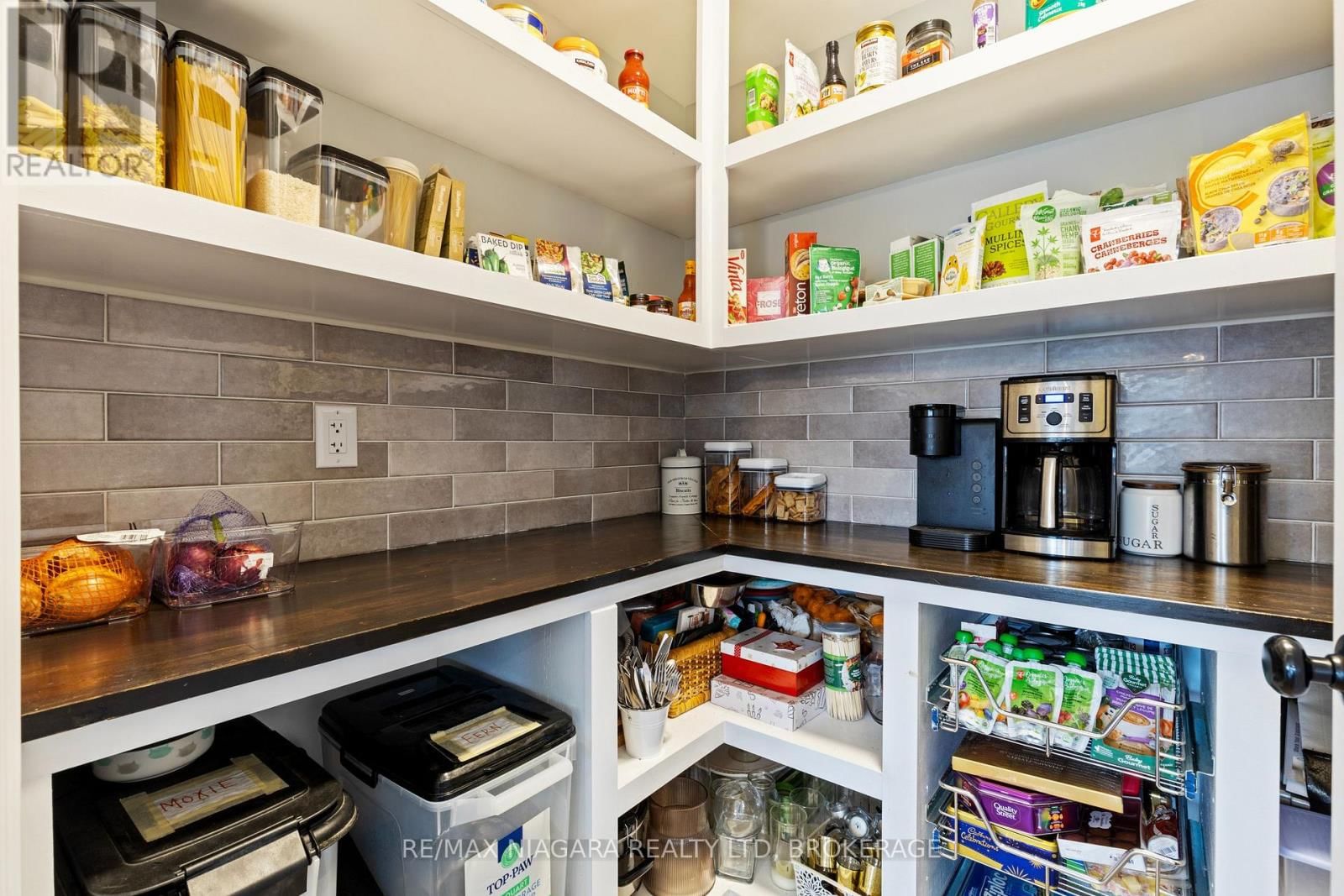 3549 CANFIELD CRESCENT Image 15