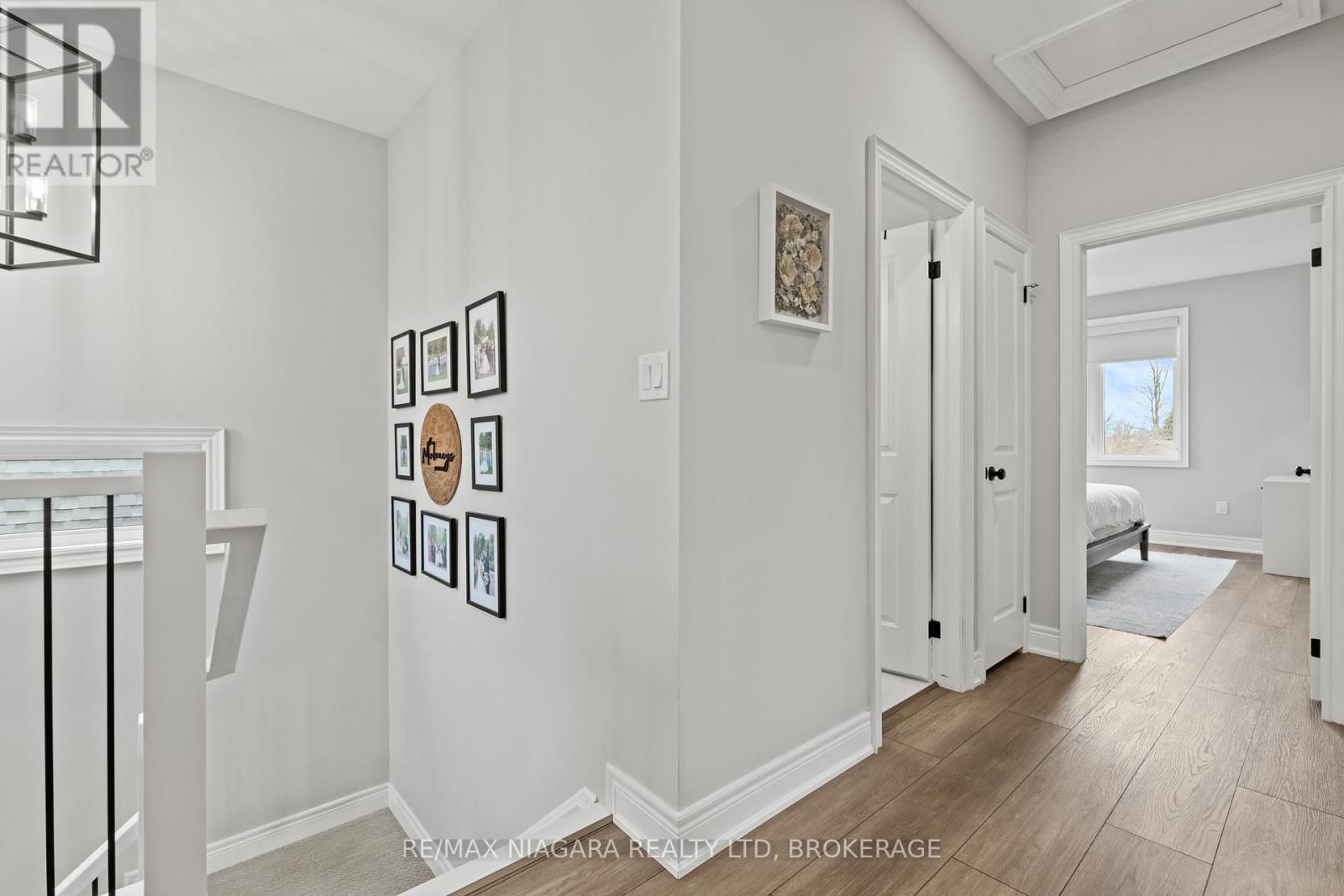 3549 CANFIELD CRESCENT Image 19