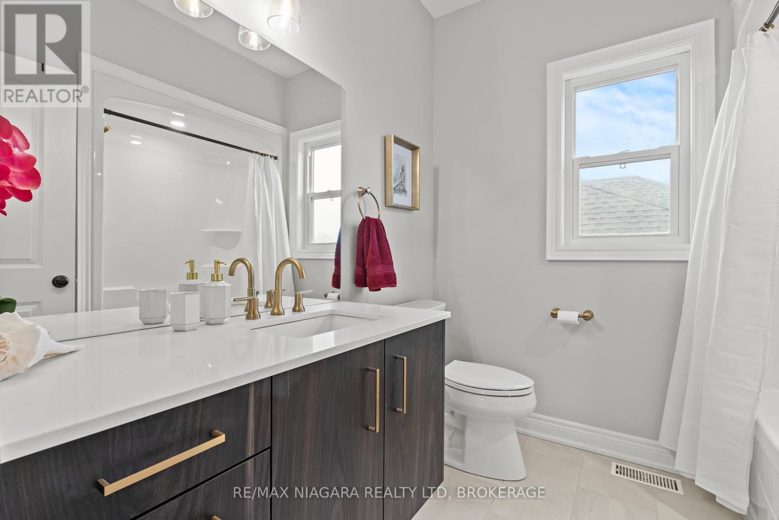 3549 CANFIELD CRESCENT Image 26