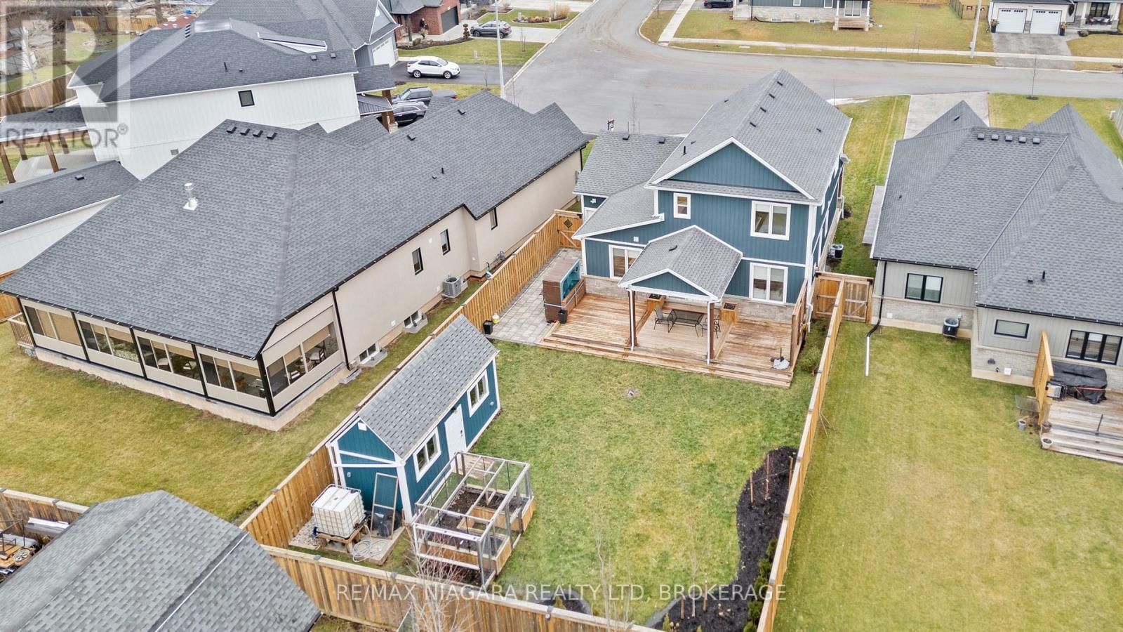 3549 CANFIELD CRESCENT Image 34