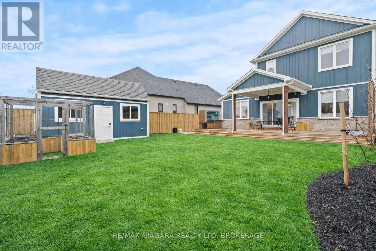 3549 CANFIELD CRESCENT Image 4