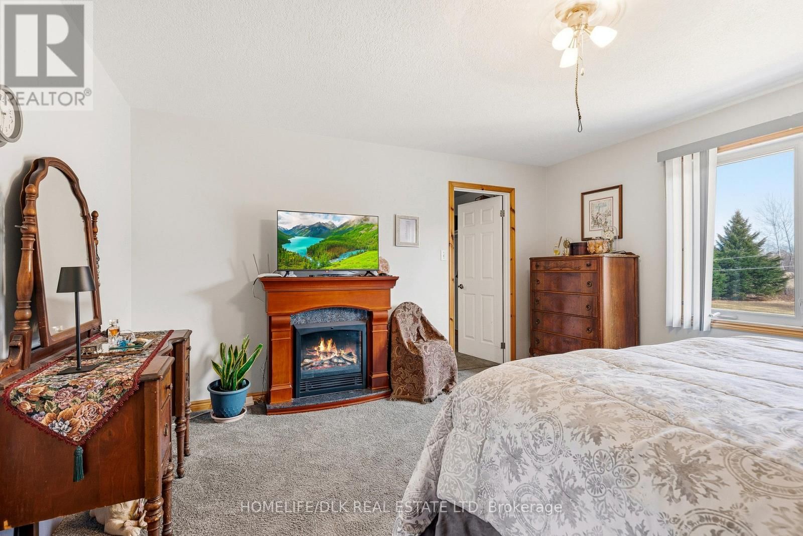 1561 BLUE CHURCH ROAD Image 20