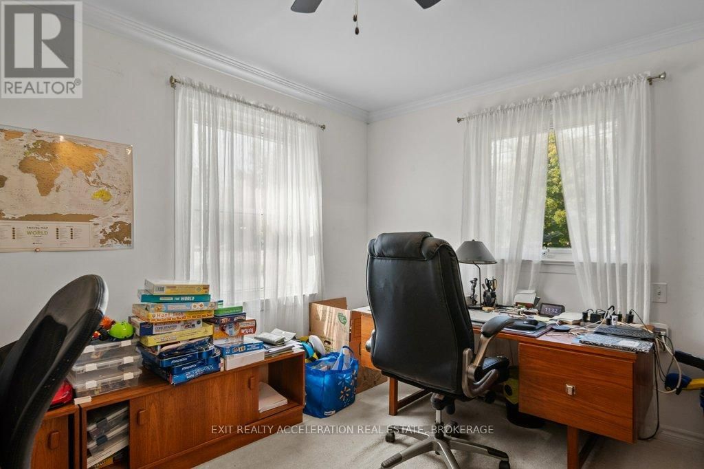 400 DUNDAS STREET WEST Image 16