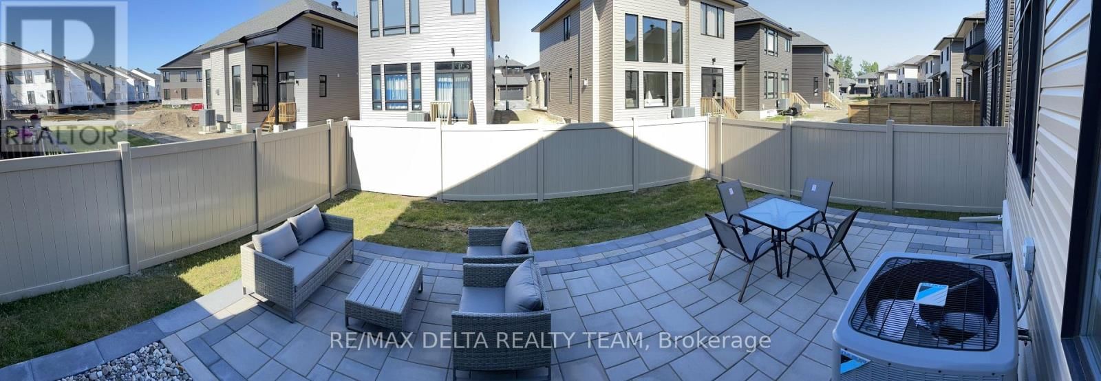 161 BRISTOL CRESCENT Image 33