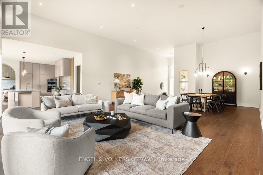 291 BILLINGS AVENUE Image 11