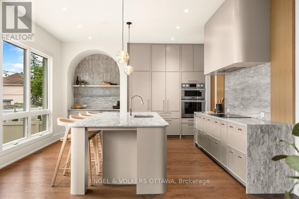 291 BILLINGS AVENUE Image 18