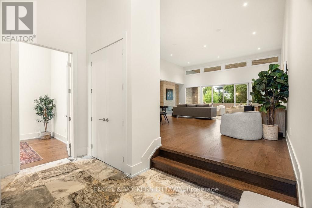 291 BILLINGS AVENUE Image 8