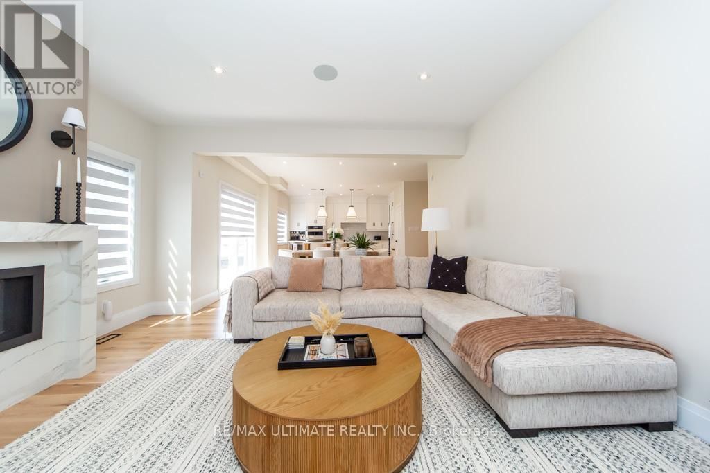 6 - 100 WATERSHORE DRIVE Image 11