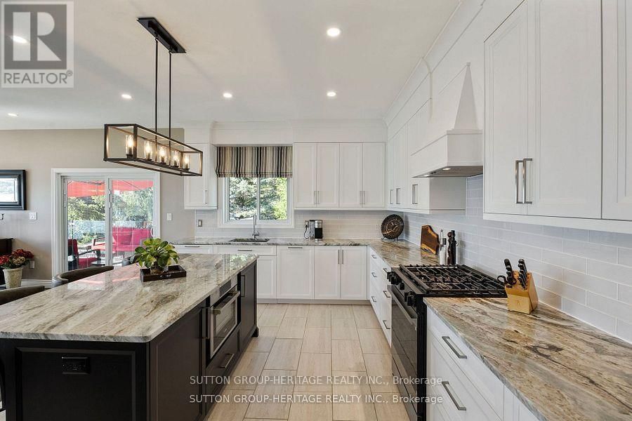 52 HILLSIDE DRIVE Image 23