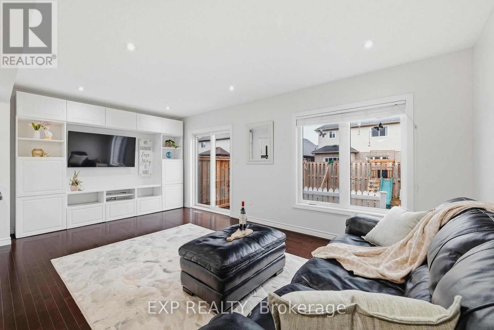 159 WILLIAM STREET Image 10