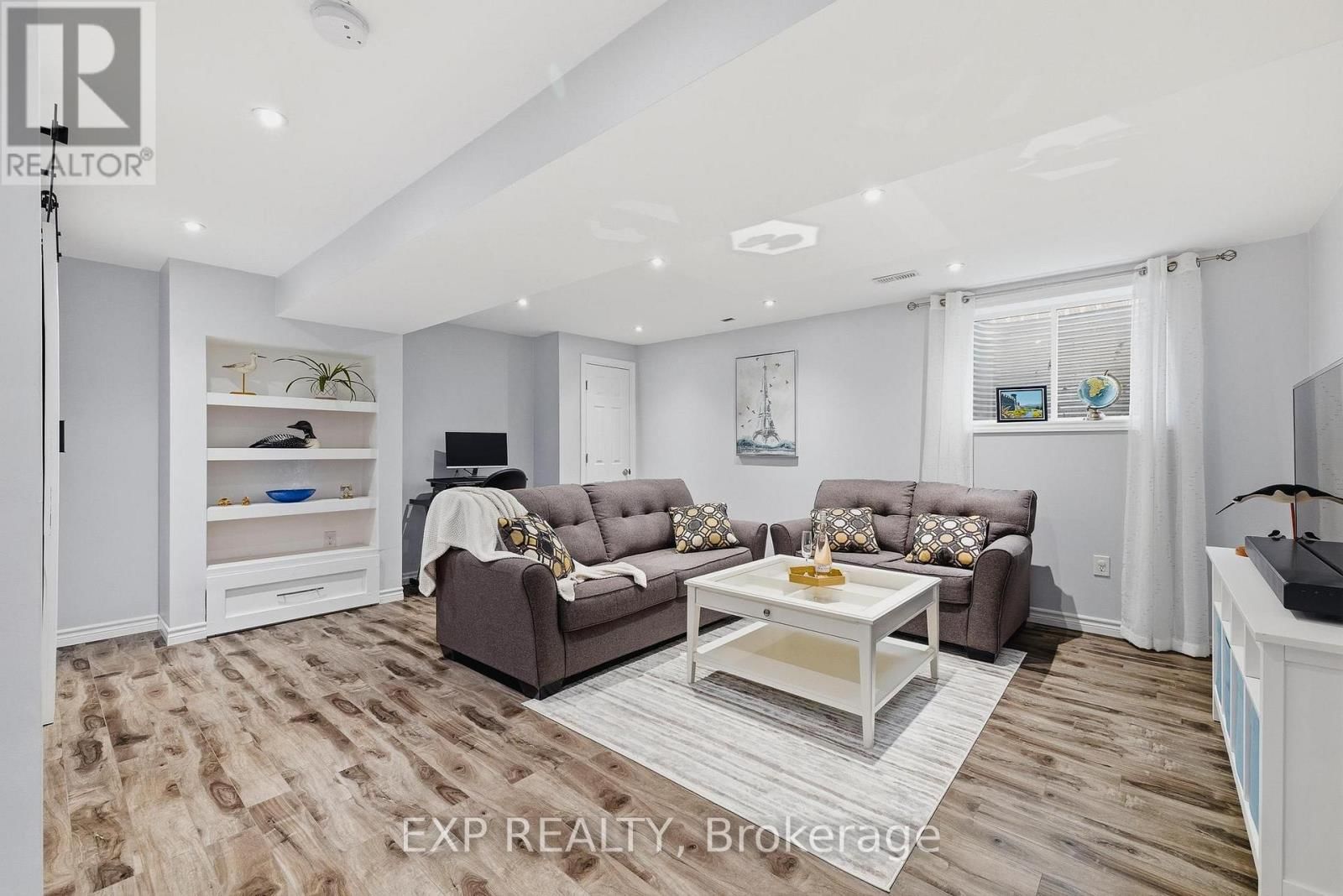 159 WILLIAM STREET Image 24