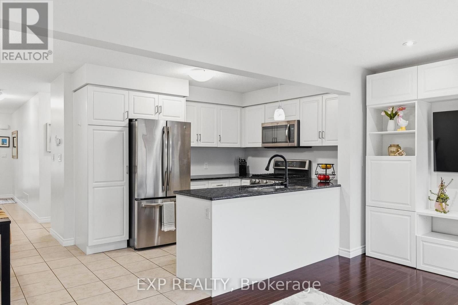 159 WILLIAM STREET Image 6