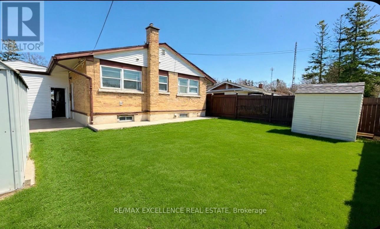 35 SIEBERT AVENUE Image 18