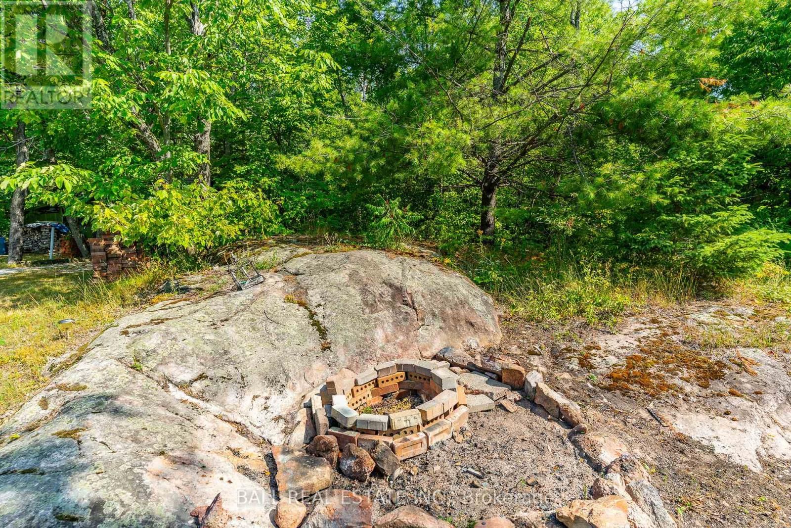 1017 EWLES DRIVE Image 28