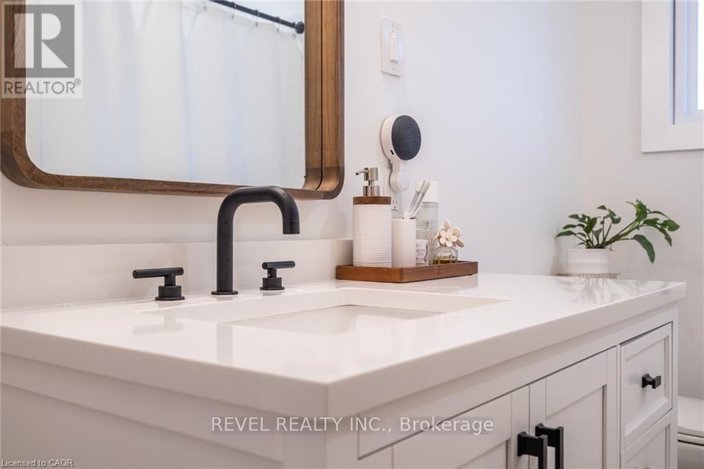 1141 MOHAWK ROAD EAST Image 27