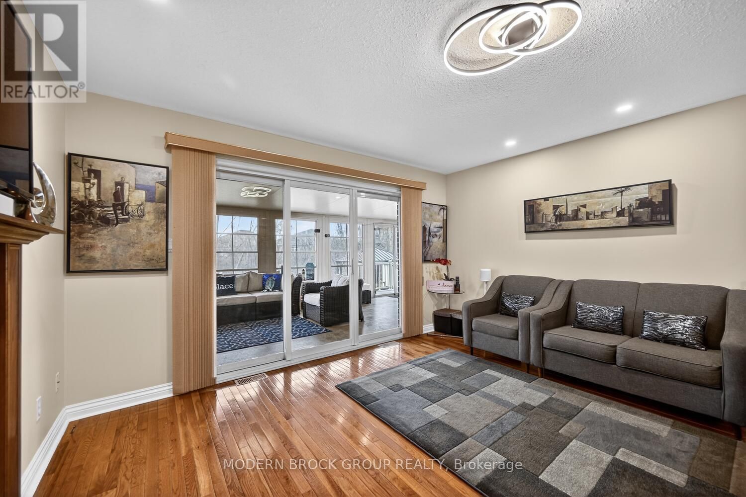 1099 BRIDLEWOOD DRIVE Image 18