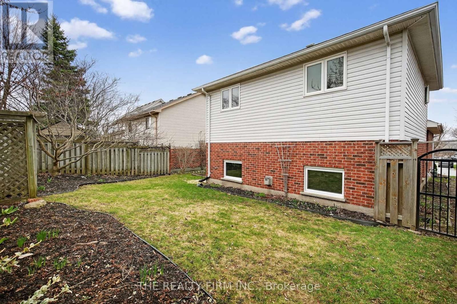 18 EULA WHITE PLACE Image 39