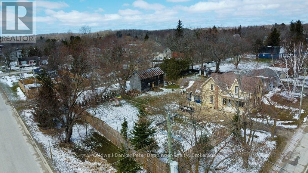 146 QUEEN STREET SOUTH Image 44