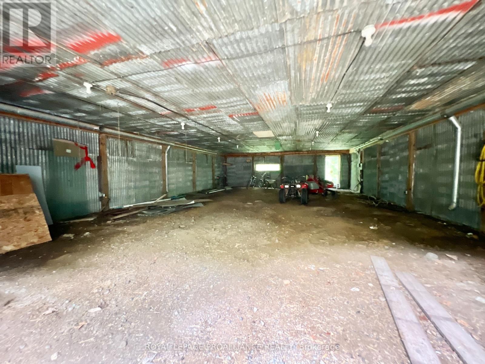 2201 MONEYMORE ROAD Image 32