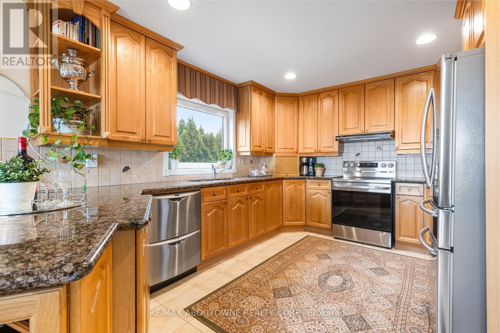 1 TWELFTH STREET Image 14