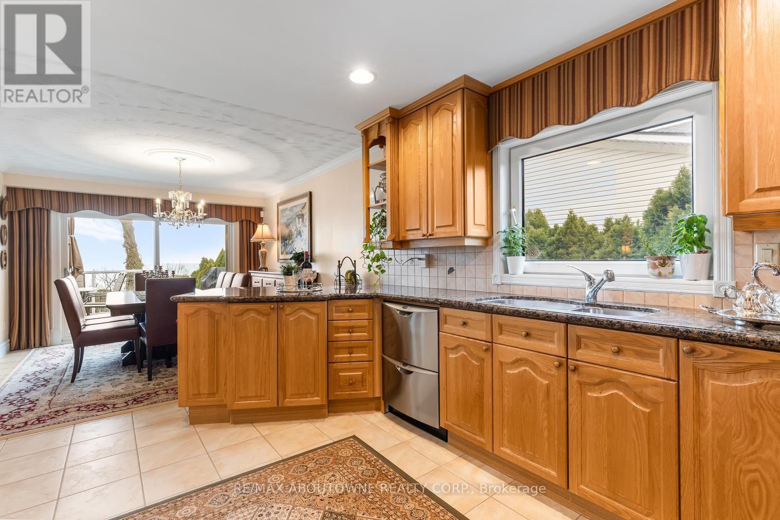 1 TWELFTH STREET Image 15