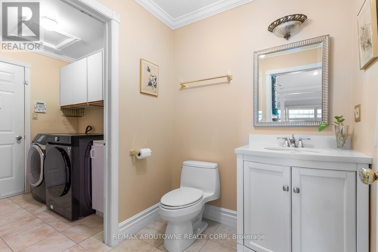 1 TWELFTH STREET Image 18