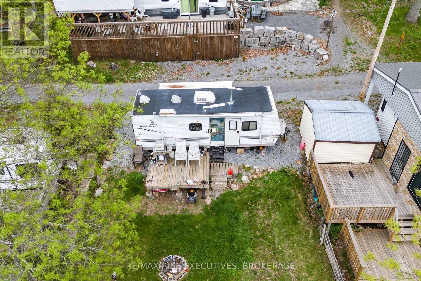 13 - 9 GLENFORD LANE Image 21