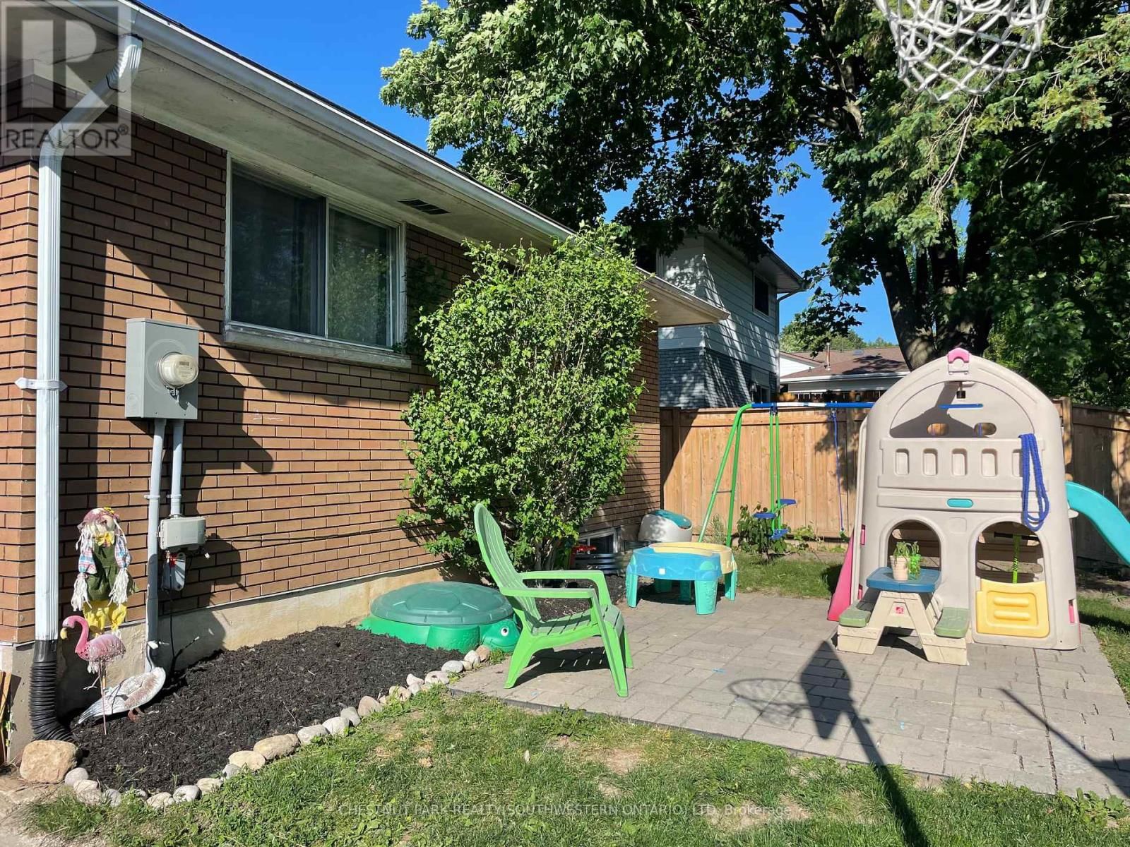 148 GREEN VALLEY DRIVE Image 23