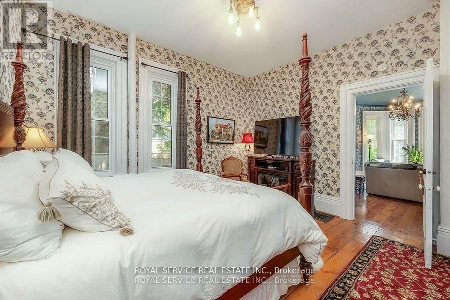 60 KING STREET WEST Image 24