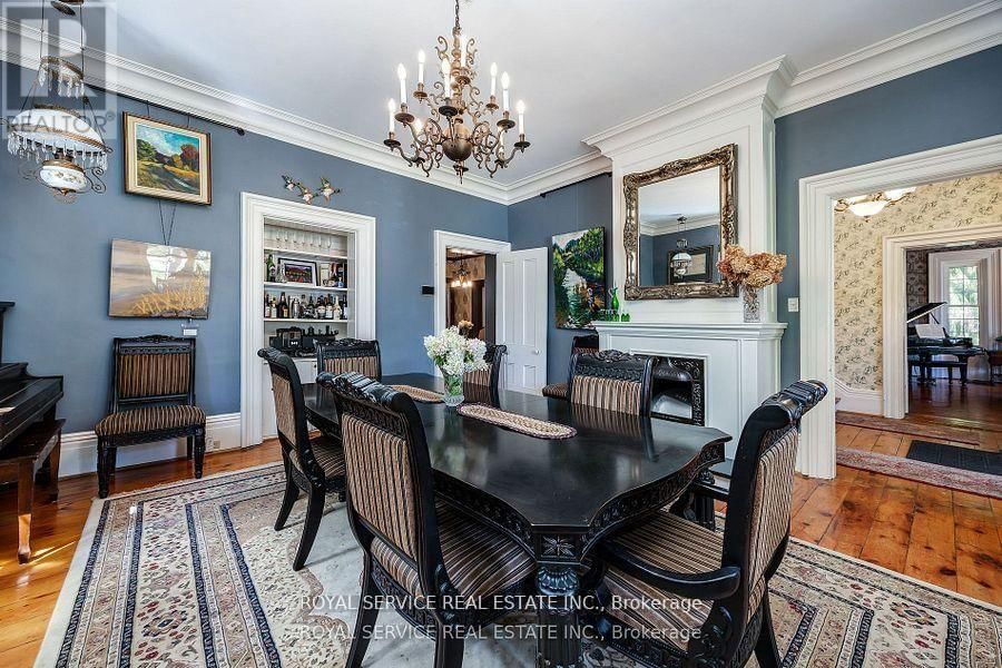 60 KING STREET WEST Image 35