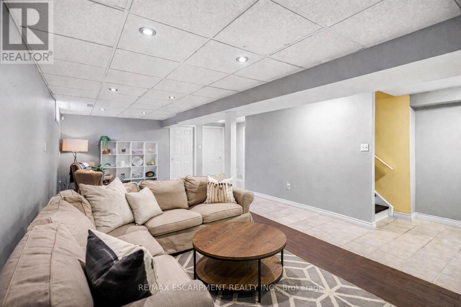 65 THISTLEMOOR DRIVE Image 26