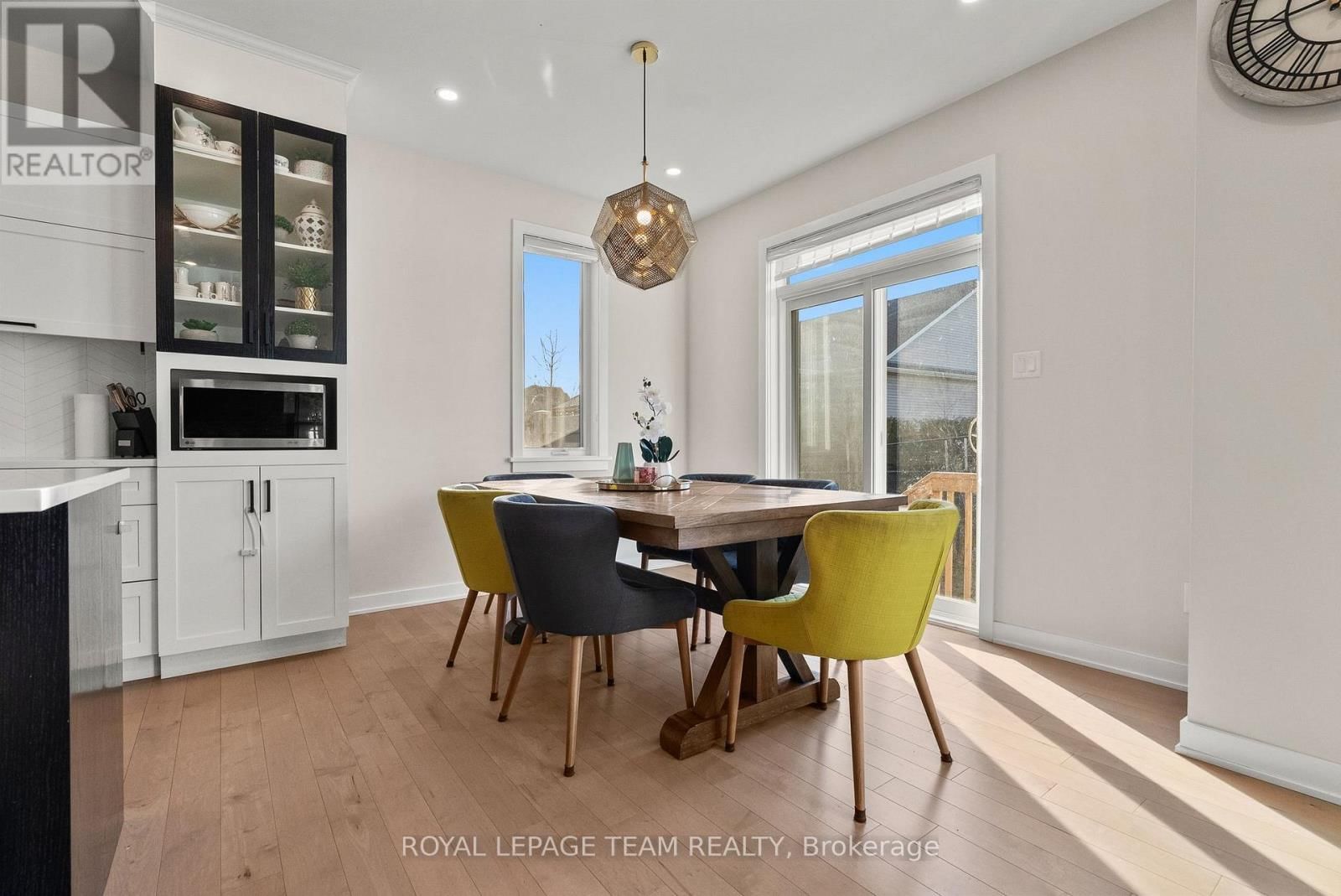 846 SENDERO WAY Image 23