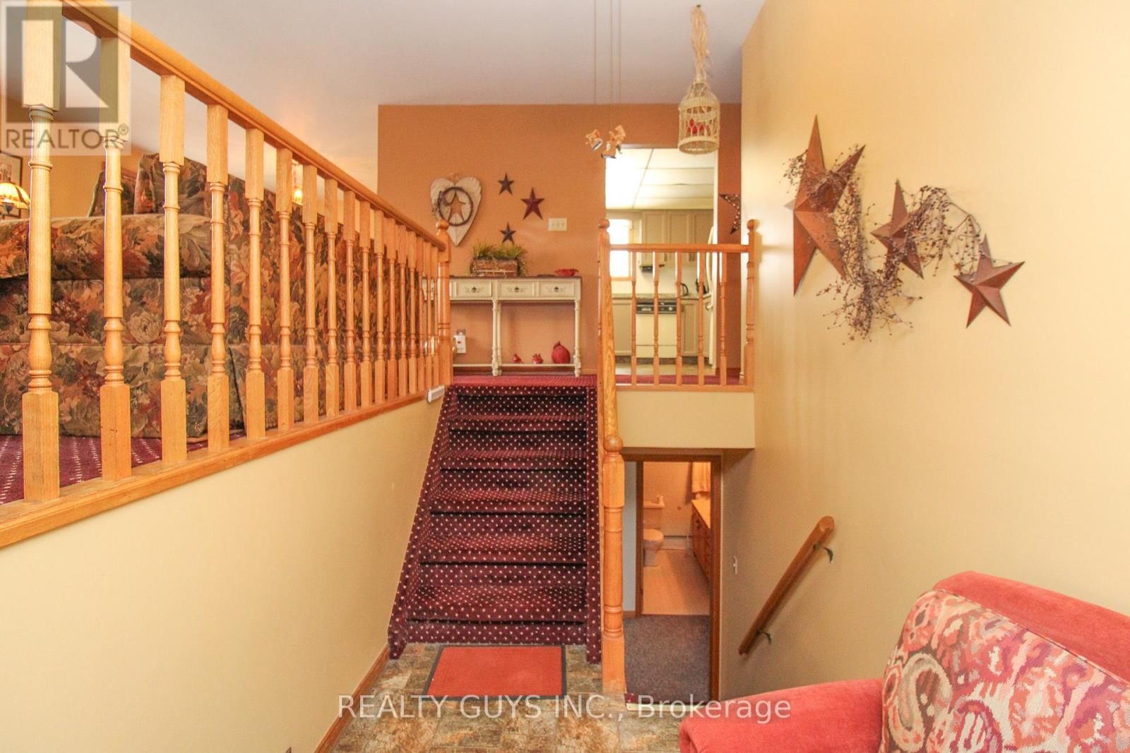 1168 NORMANDY STREET Image 18